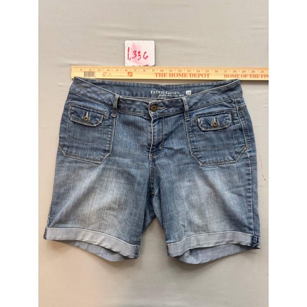 Faded Glory Womens Denim Shorts Size 14 Blue Cuffed Mid Rise Cargo Pocket Cotton